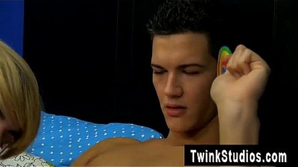 Hot twink All Preston Andrews got for his bday was a lollipop 