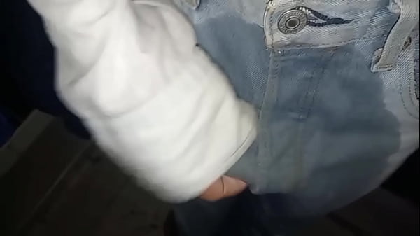 Pa&ntilde;al orinado con m&uacute;ltiples orgasmos 