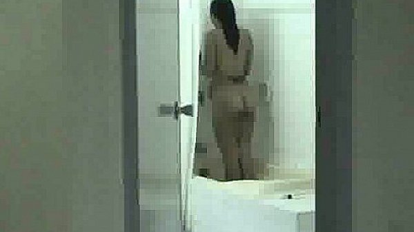 Asian Couple film their sex in a hotel 00  