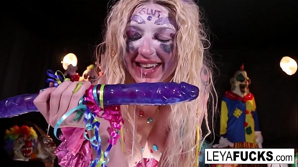 Dumb blonde works her holes