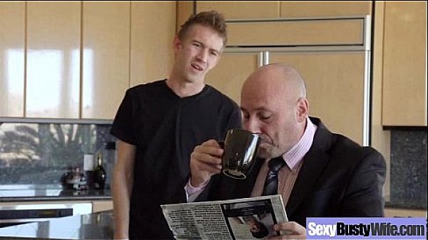 Hard Intercorse On Cam With Busty Gorgeous Wife (phoenix marie) movie-22