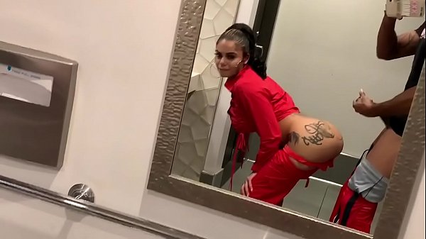 Tatted Pornstars Have Public Fun With Cumshot