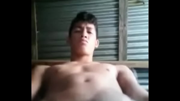 Jovencito Masturbandoce