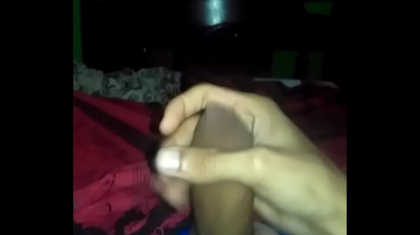 Novinho excitado doido pra fuder 