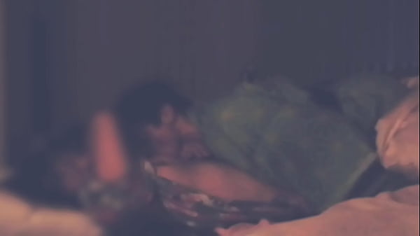 浴衣の若妻に夜這いをして、濃厚セックス