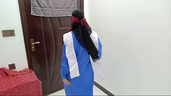 Desi Pakistani Beautiful College Girl Striptease  