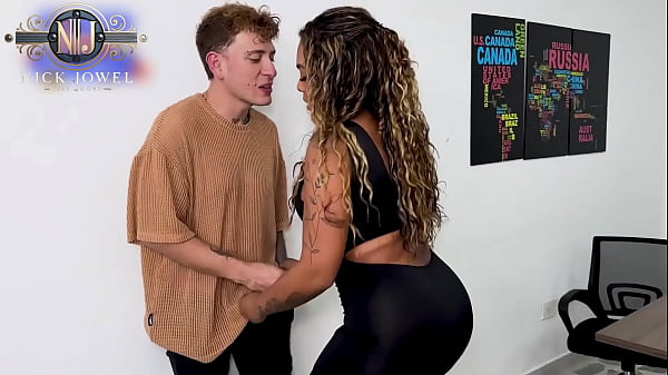 Boss Latina milf Carla Morelli fucks a big white cock