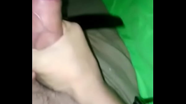 Colombiano guapo de antioquia jalandosela  