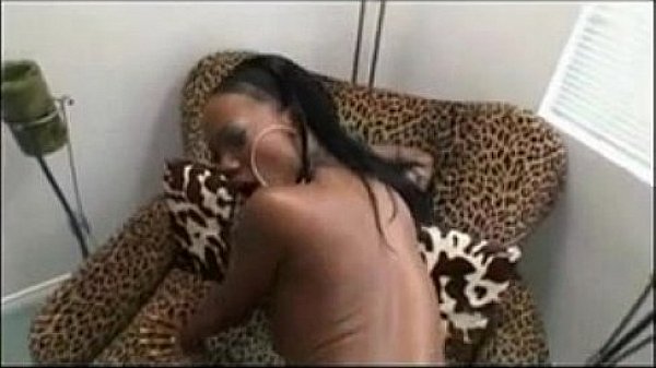 trim.635F5698-C66B-4696-B782-26E103B2B192.MOV