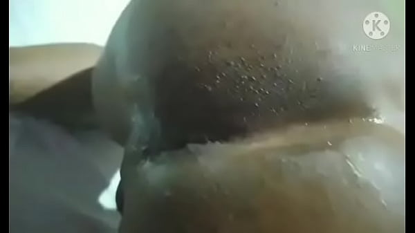 Garganta profunda do coroa no novinho. 