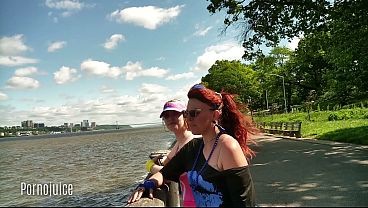 Promo Eighties Ladies love to play starring Memel Wilde and Foxey Mermaid - ,  