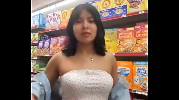 Cami siempre ense&ntilde;ando sus nalgas