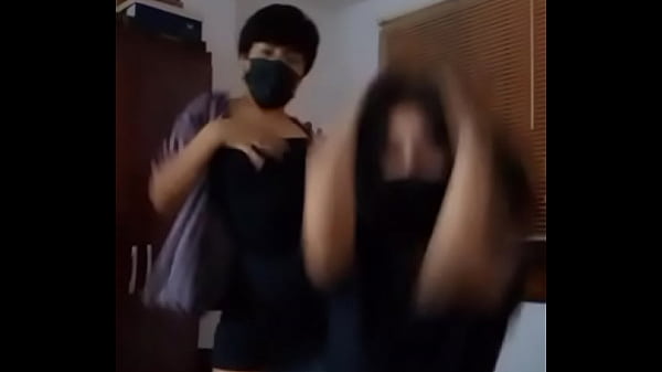 Rica chica delgadita bailando  