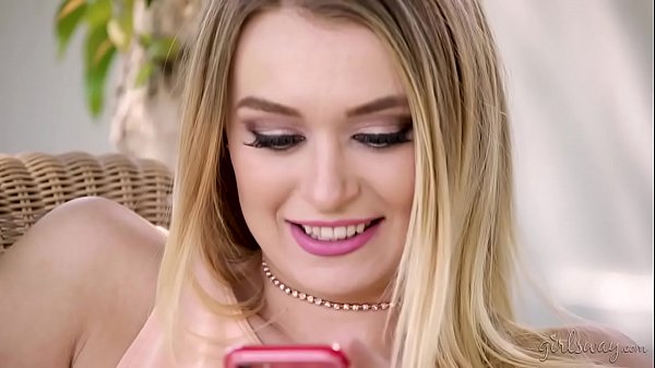 The art of foreplay with Gia Paige and Natalia Starr - Girlsway