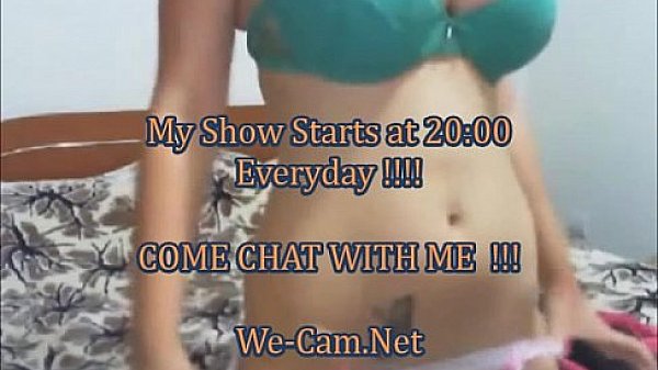 Bigtits brunette topless naked chat on webcam  