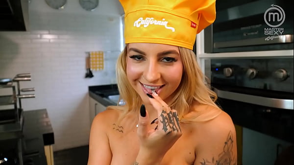 Master Sexy vai te dar &aacute;gua na boca!