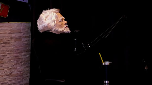 N&atilde;o pegaria Oruam, j&aacute; saiu com alguns famosos, e mostrou seus peitos - Belinha Baracho (WATCH ON: SHEER/RED) 