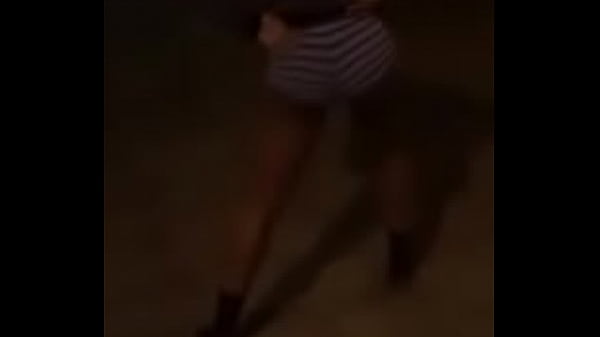 Big booty dancing