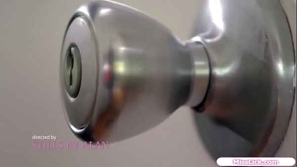 Bored gfs start making out ifo their virgin bff.A bit uncomfortable she lets the teens kiss her and suck her tits.Now shes horny and gets pussy licked