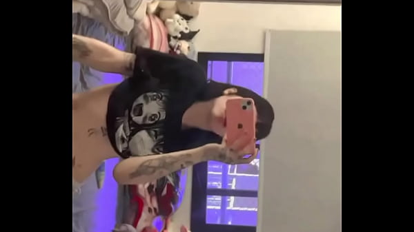 Acordei querendo apanhar de mulher hj  