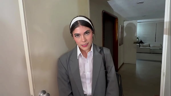 I SEDUCE A STUDENT I SEE ON THE STREET, WE END UP HAVING SEX IN MY ROOM - FELIPE SKULL