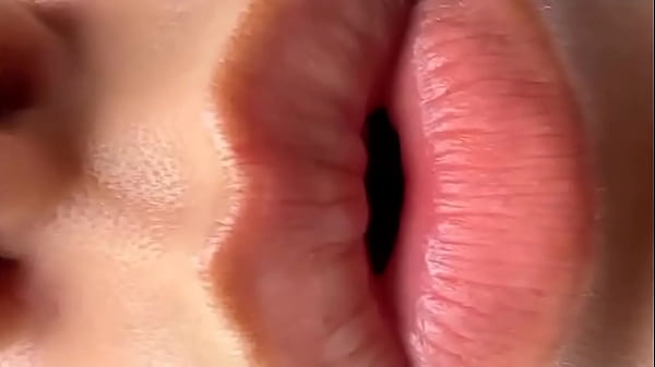 Very sexy lips and voice 