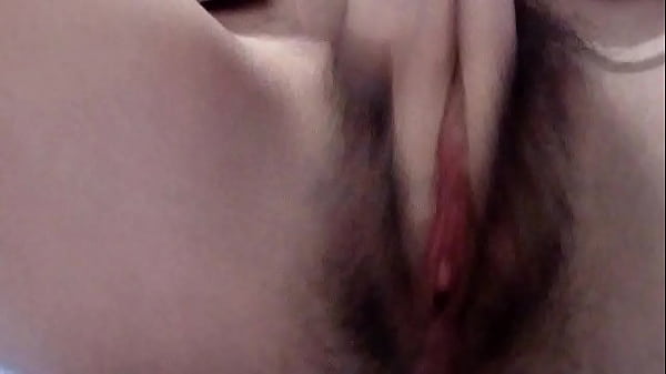 Vagina joven sin depilar