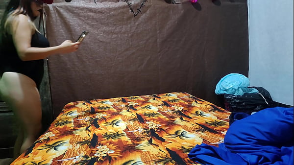 EXQUISITE STEPMOTH!! YOUR GOTHIC LINGERIE GIVES ME A BIG ERECTION AND THE TRUTH IS THAT I WANT TO FUCK YOUR DELICIOUS VAGINA. HOMEMADE PORN OF AMERICAN STEPMOTHER, HER SEXY BUTTOCKS ARE READY FOR SEX