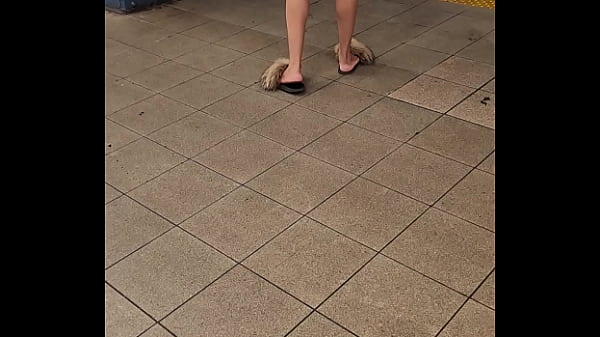 Culona en la stasion  