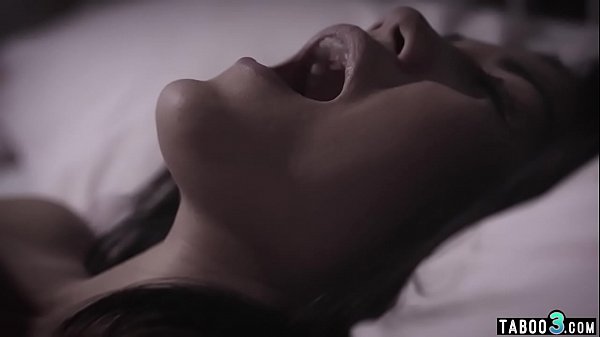 Young step sister first time bandeg in the ass by step brother