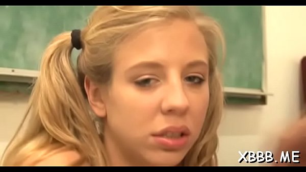 Hunk gives wang and balls to tough sucker bimbo