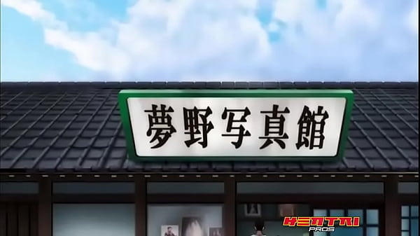 un cuarteto en una sesi&oacute;n de fotos donde nuevamente aparece la t&iacute;a y el sobrino