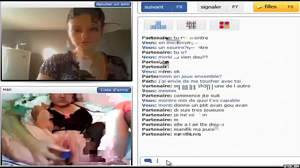 Gorgeous British Camwhore Fingering Butt