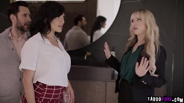 Married guy gives in to temptation and fucks with the estate agent  