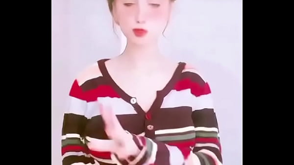 small girl play with her tits