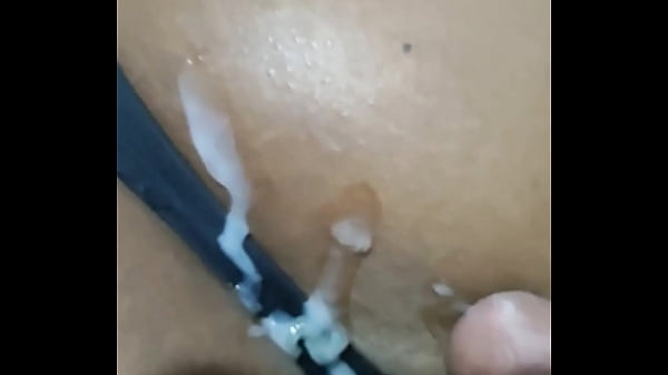 Gozei no cuzinho dela