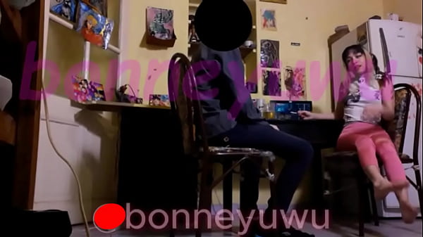 Bonneyuwu - 20:32 CAMARA OCULTA, argentina teniendo sexo con un amigo del padre 