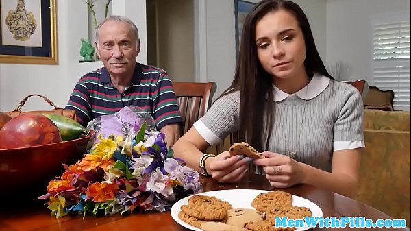 Dickriding teen gets rimmed by oldman