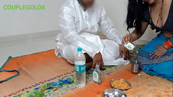 नसे में मे आपको अंदर डालने नही दूंगी चुप चाप सोजा