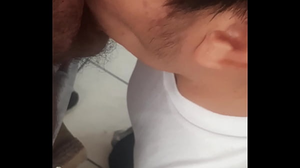 Me la  chupan en la casa de mi suegra cuando no est&aacute; 