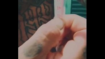 Pau medindo 19 cent&iacute;metros