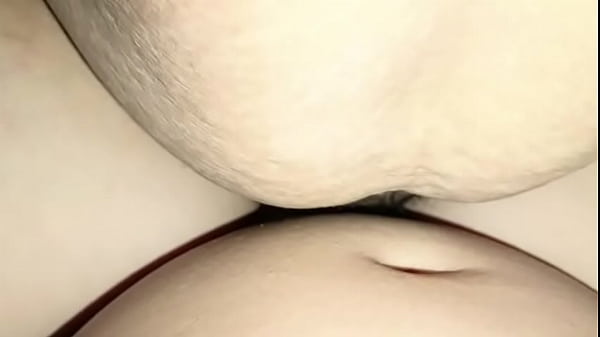 Ngentot sama ibu mertua di musim dingin bikin badan hangat 