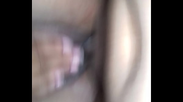 Minha putinha gozando.....comente