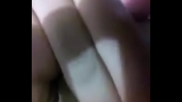 Ciririca gostosa da novinha  