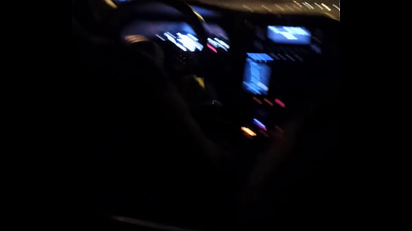 Paja en Uber caliente regresando a casa de fiesta