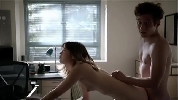 Nichole Bloom nude does doggy in Shameless