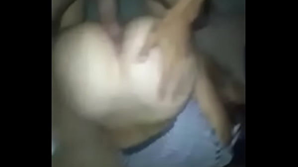 Casi nos descubren follando