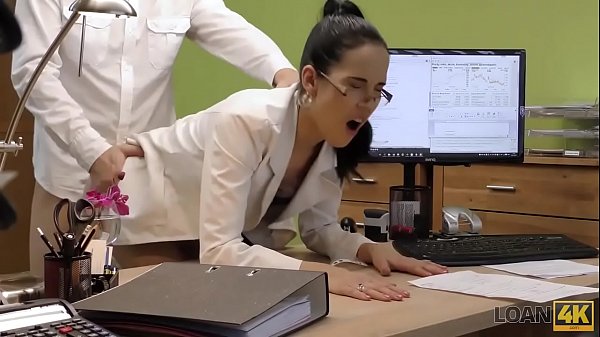 LOAN4K. Sex, sex and rock&rsquo;n&rsquo;roll 