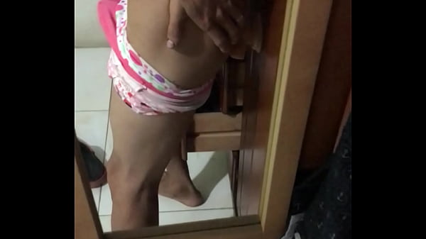 Usando mi nuevo dildo 