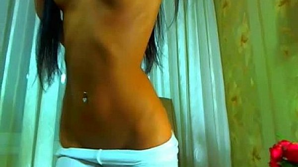 Hot Girl Plays with pussy